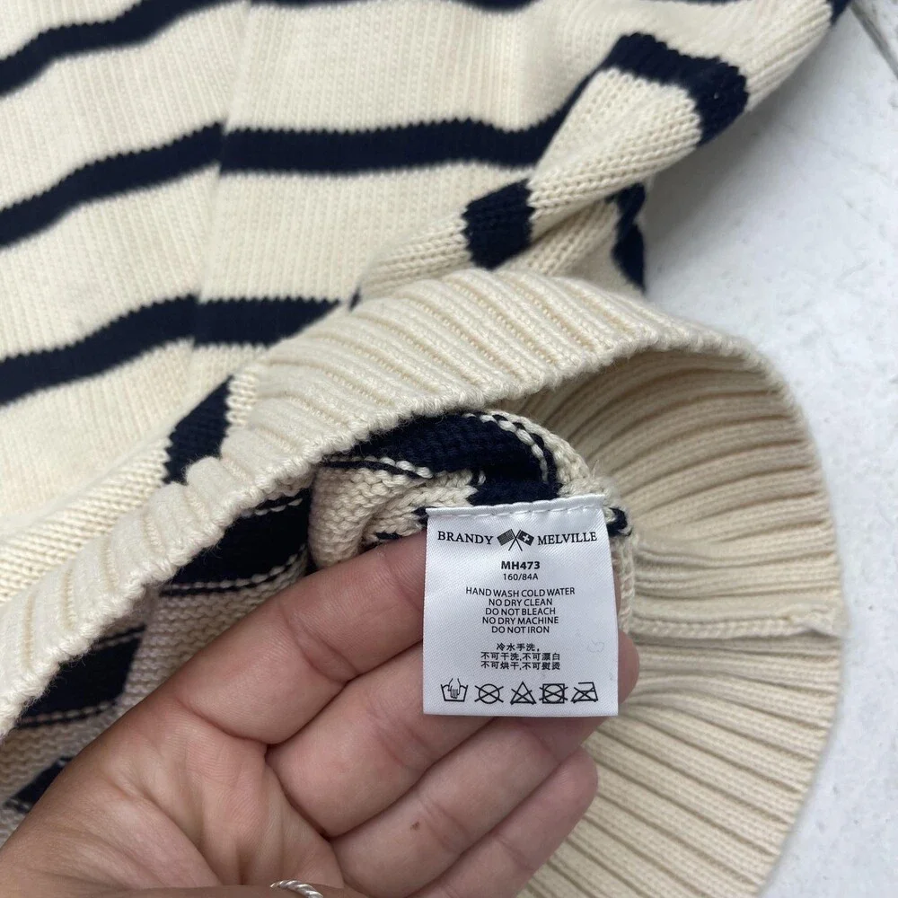 Brandy Melville Sweater Womens One Size Cream Navy Striped Half Zip Pullover - Picture 3 of 7